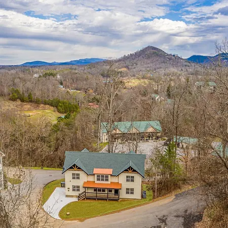 Beautiful Vista By Eden Crest Villa